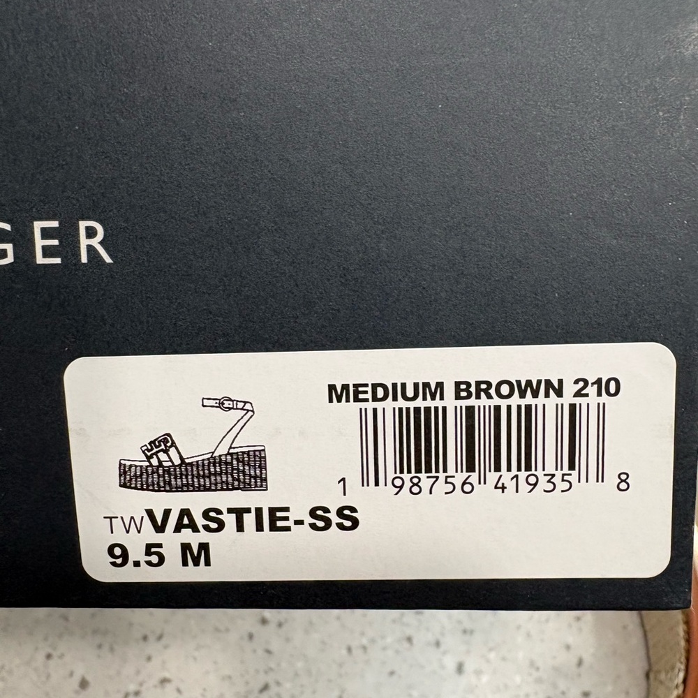New Tommy Hilfiger Women's Vastie Raffia Platform Wedge Sandals- size 9.5 - Picture 10 of 10